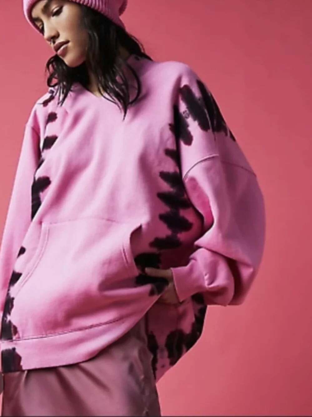 FREE PEOPLE WASHED IT'S A VIBE PINK ROSE TIE DYE POCKET HOODIE SIZE L NEW